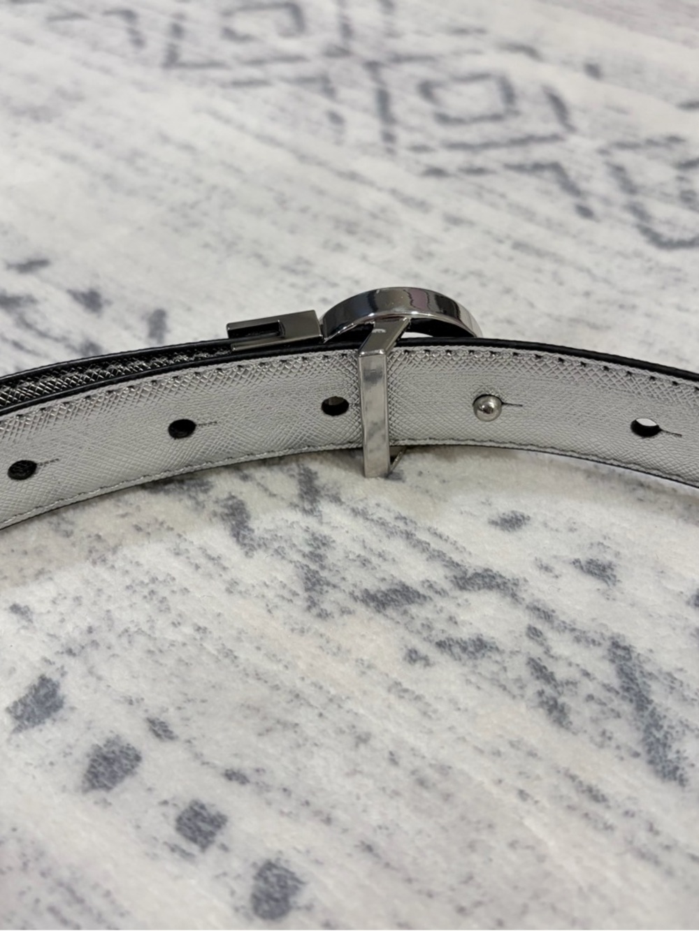 Michael Kors MK Logo Belt Black Silver Buckle Designer Minimalist Mobwife - Picture 5 of 9